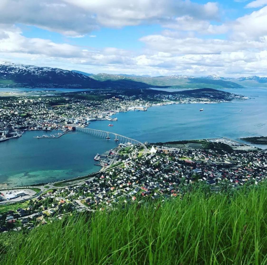 Sentral Og Koselig Leilighet Tromso Luaran gambar